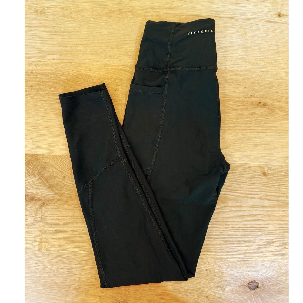 Victoria's Secret Total Knockout Tight High Rise Pocket Leggings - Size Small